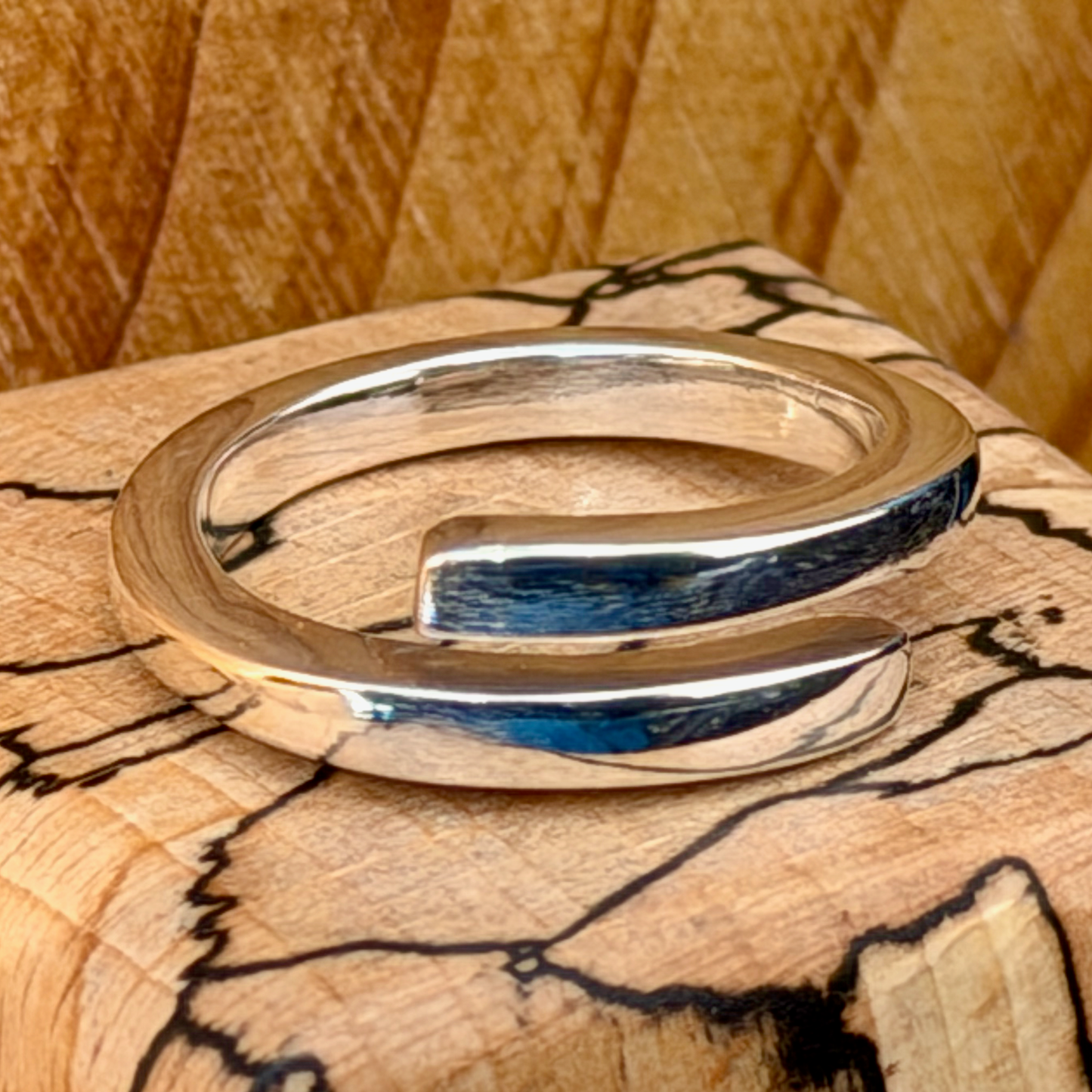 Crossover ring