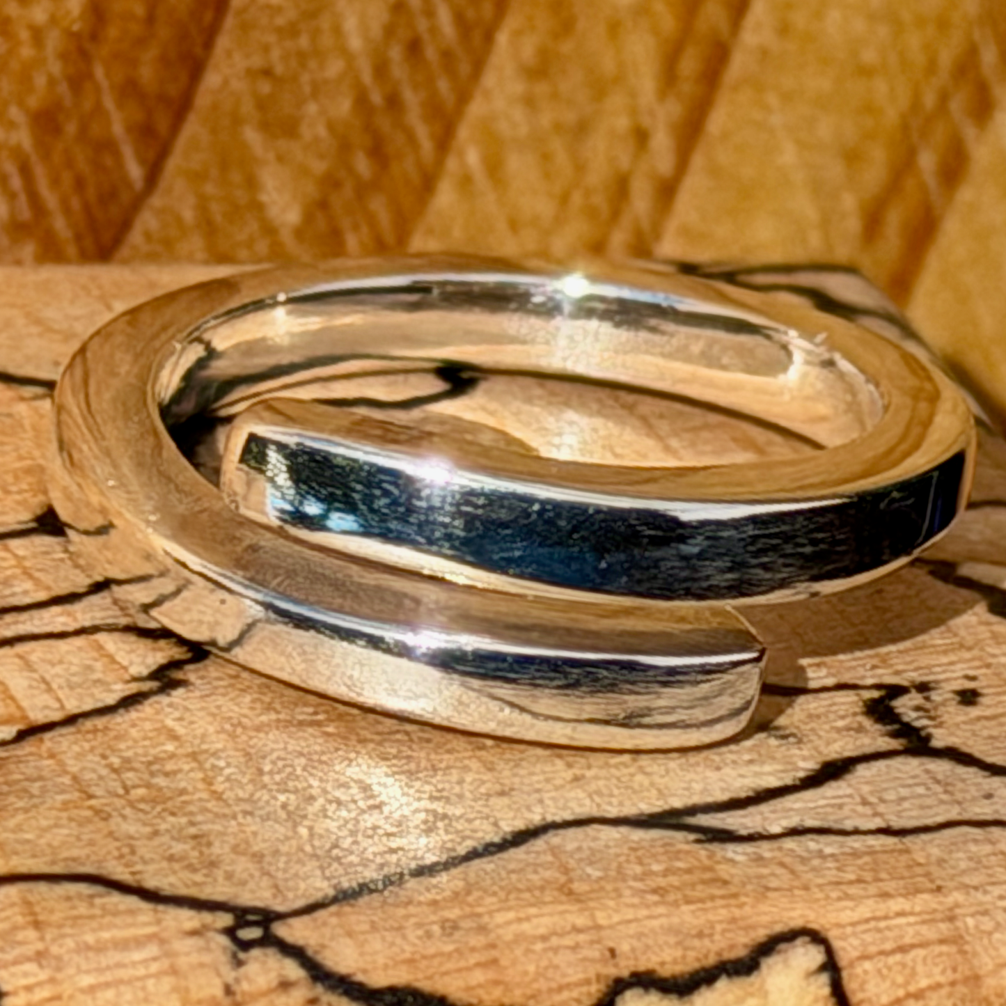 Crossover ring
