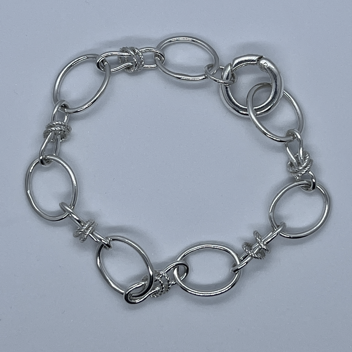 Oval link chain design bracelet