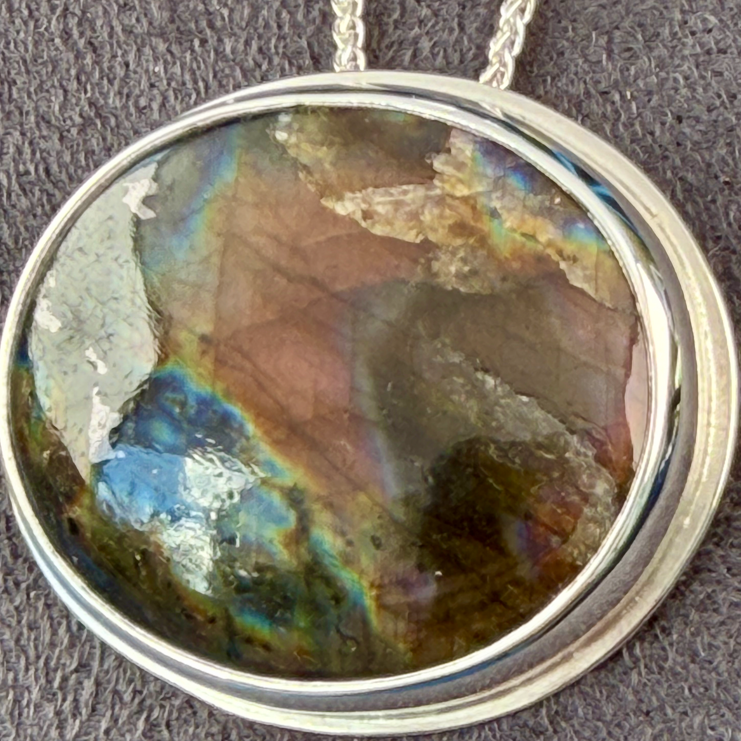 Spectrolite Oval Pendant